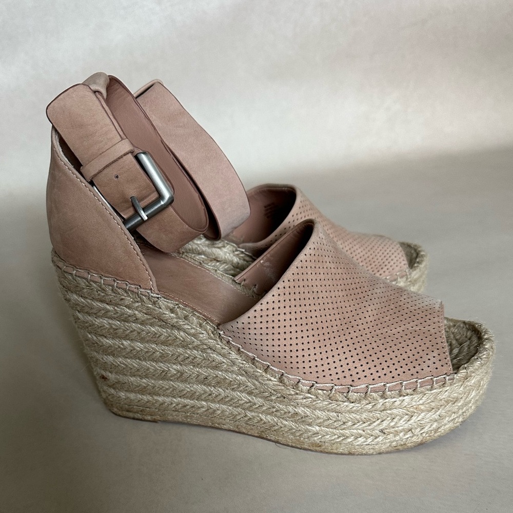 Marc Fisher beige suede  Adalyn platform wedge sz 7.5
